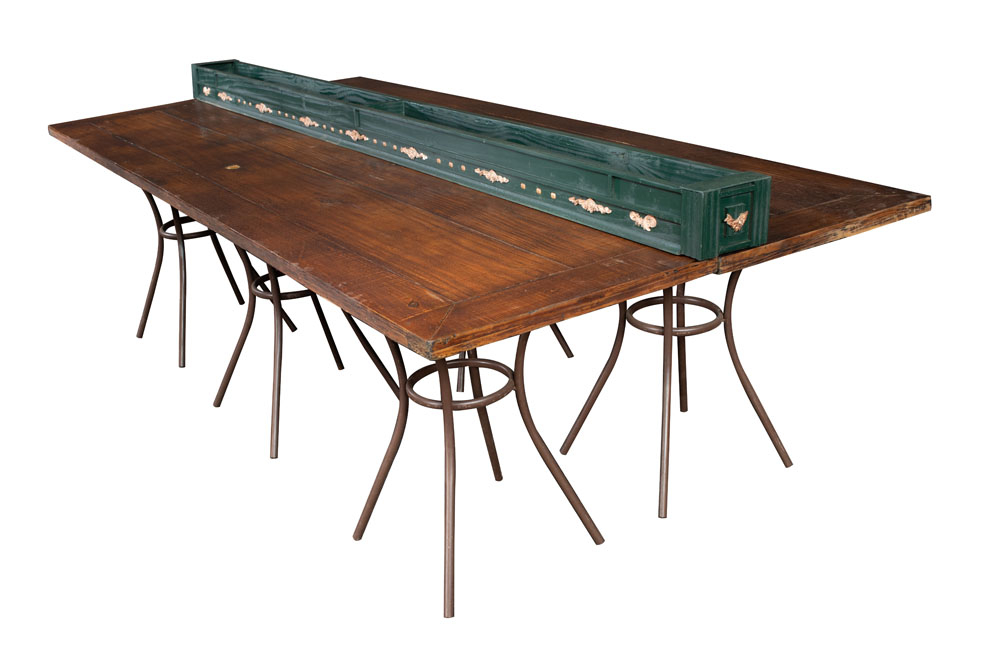 MESA IMBUIA DUPLO LADO COM FLOREIRA CENTRAL E PÉ DE FERRO